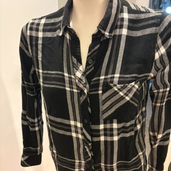 Softest Button Down Shirt from Rails - Picture 6 of 7